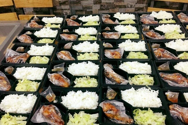 Cơm trưa văn phòng 47 