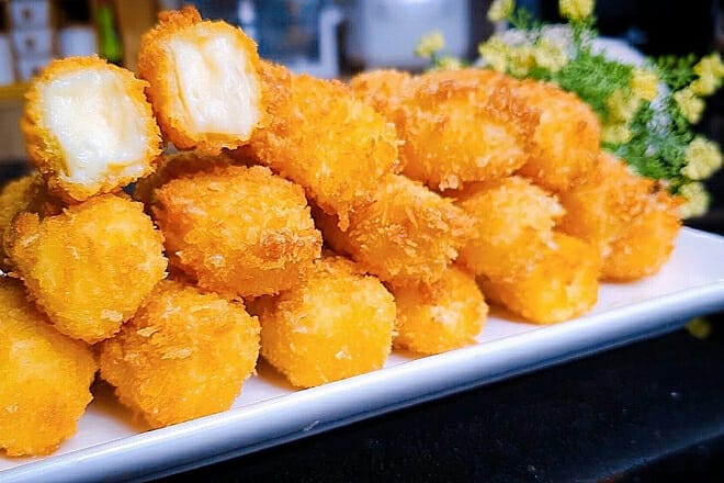 210035 banh sua tuoi ngon