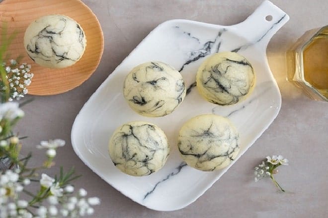 bánh bao cẩm thạch