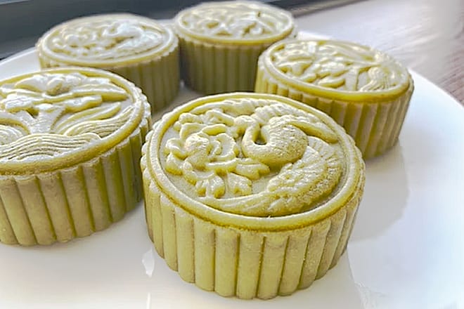 223700 banh trung thu matcha