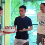 Sinh nhật Hàng Du Mục bị team Quang Linh Vlogs bí mật tổ chức khiến Tôn Bàng "phát điên"? Rop 1 17234254640671440797735 1723426231965 172342623229639878022 1723431797198 17234317973371779462.png