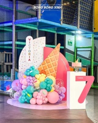 MẪU TRANG TRÍ SINH NHẬT BÁNH KẸO RỰC RỠ